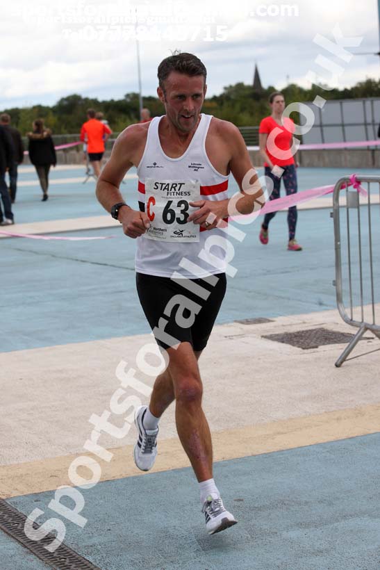 Senior mens 6 stage relay, Northern Senior 6 and 4 and Junior Stage Road Relays, SportsCity, Manchester. Photo:  David T. Hewitson/Sports for All Pics